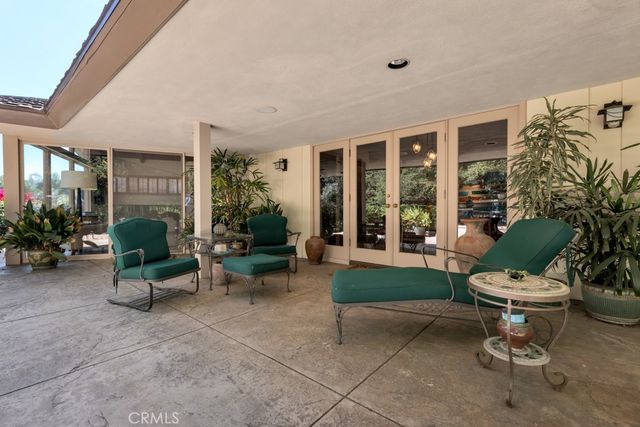 16700 Bosque Drive, Encino, CA 91436