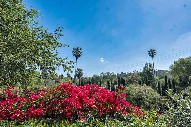 16700 Bosque Drive, Encino, CA 91436