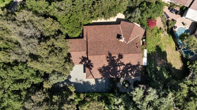 16700 Bosque Drive, Encino, CA 91436