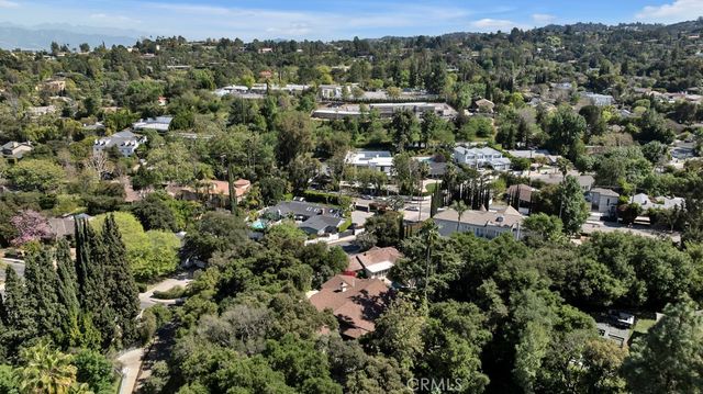 16700 Bosque Drive, Encino, CA 91436