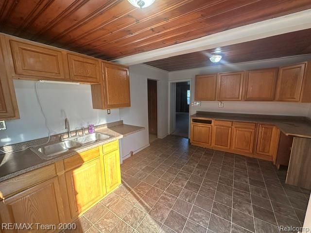 5601 Parkview Street, Newport, MI 48166