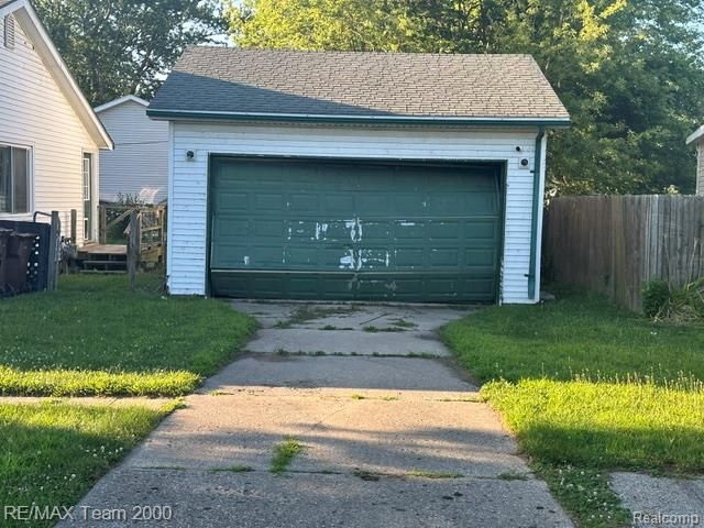 5601 Parkview Street, Newport, MI 48166