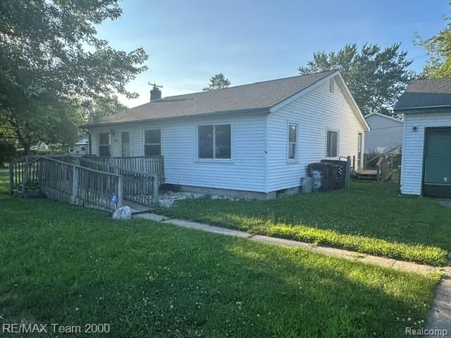 5601 Parkview Street, Newport, MI 48166