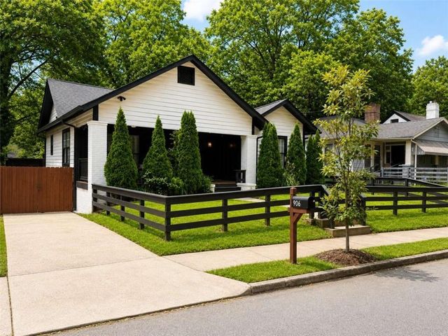 906 Westmont Road SW, Atlanta, GA 30311