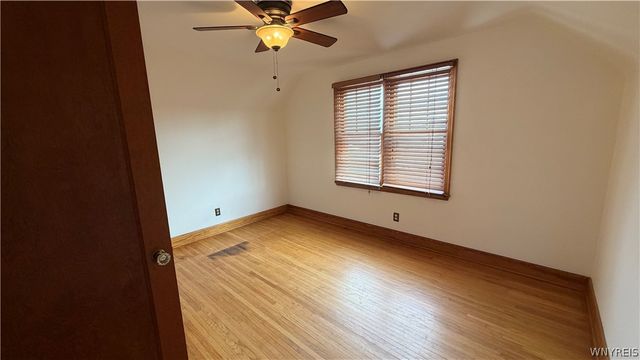 2487 Grand Avenue, Niagara Falls, NY 14301