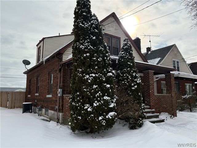 2487 Grand Avenue, Niagara Falls, NY 14301