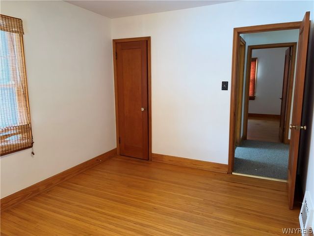 2487 Grand Avenue, Niagara Falls, NY 14301