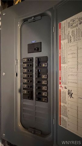 2487 Grand Avenue, Niagara Falls, NY 14301