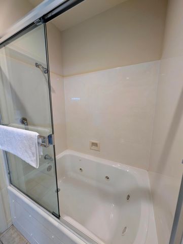 330 S Wildwood Drive 7, Branson, MO 65616