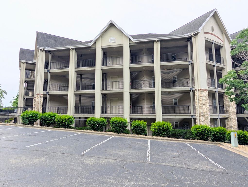 330 S Wildwood Drive 7, Branson, MO 65616