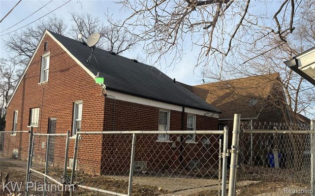 17122 Mansfield Street, Detroit, MI 48235