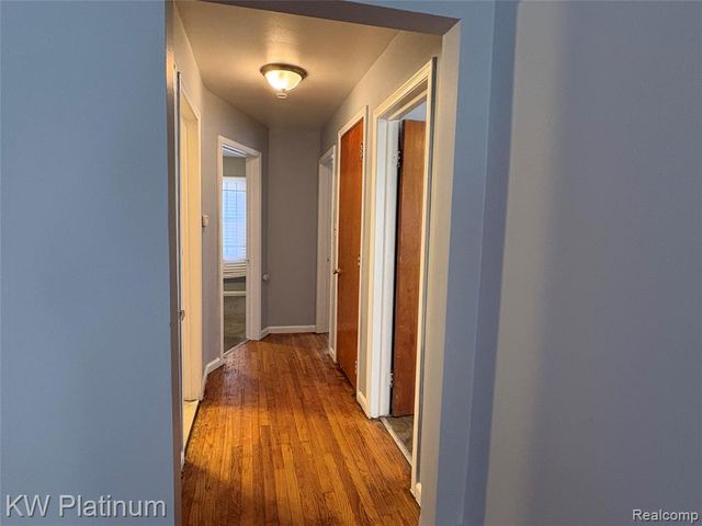 17122 Mansfield Street, Detroit, MI 48235