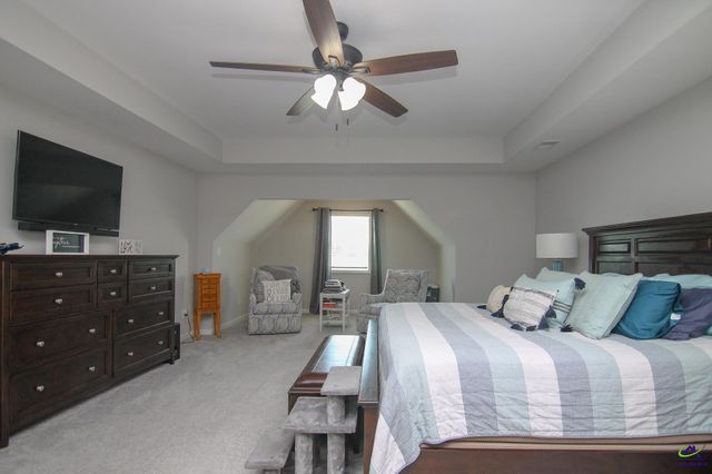 208 Pearl Moss Lane, Kathleen, GA 31047