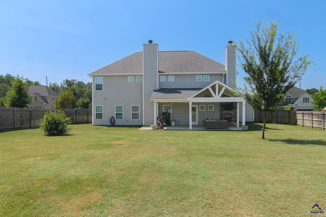 208 Pearl Moss Lane, Kathleen, GA 31047