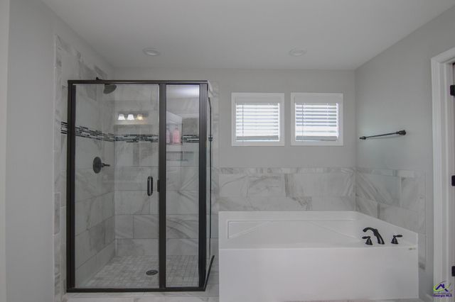 208 Pearl Moss Lane, Kathleen, GA 31047