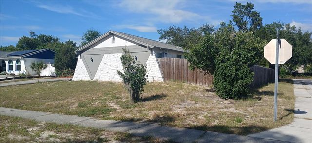 1019 PENINSULA ROAD, Tarpon Springs, FL 34689
