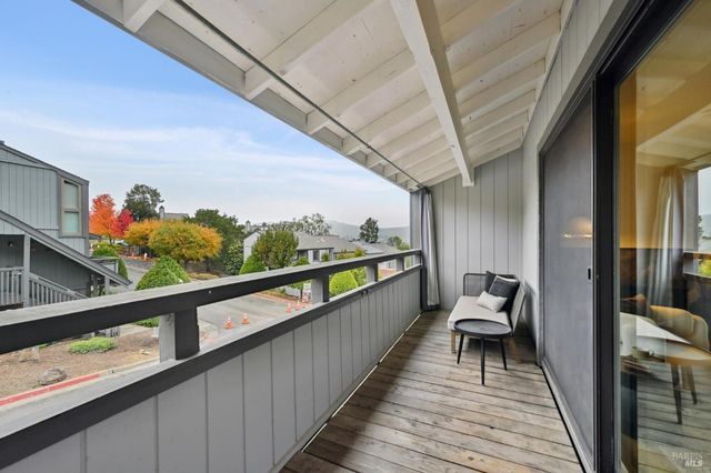 405 Sylvia Way, San Rafael, CA 94903