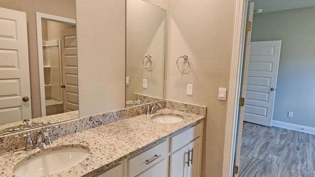 23 Wabash Way, Sumrall, MS 39482