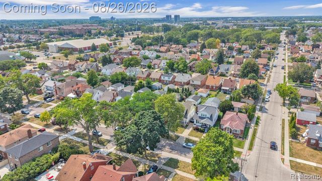 5937 Orchard Avenue, Dearborn, MI 48126