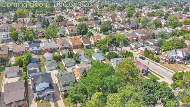 5937 Orchard Avenue, Dearborn, MI 48126