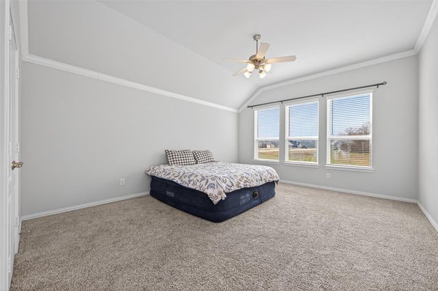 17 Road 6615, Dayton, TX 77535