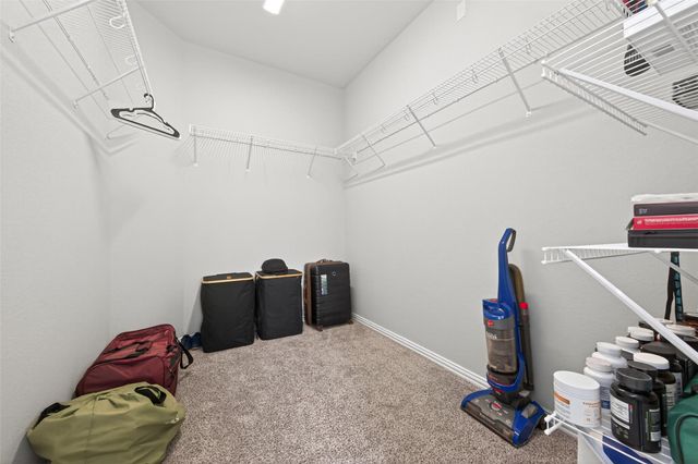 17 Road 6615, Dayton, TX 77535