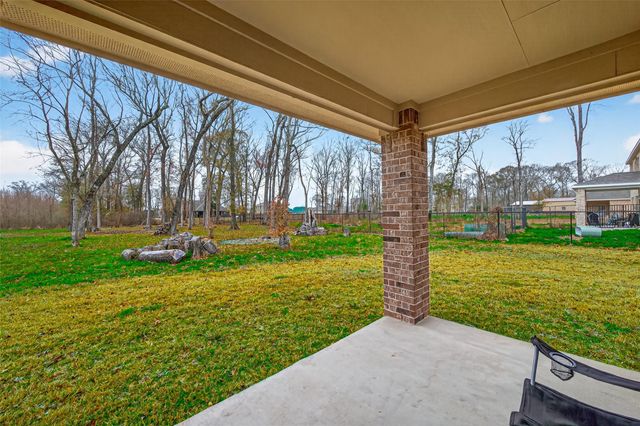 17 Road 6615, Dayton, TX 77535