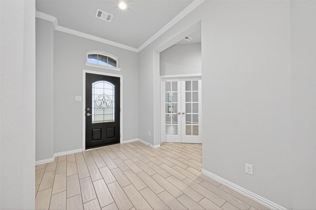 17 Road 6615, Dayton, TX 77535