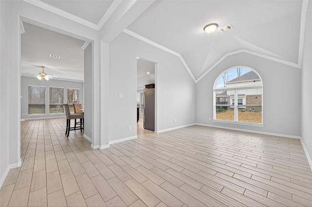 17 Road 6615, Dayton, TX 77535