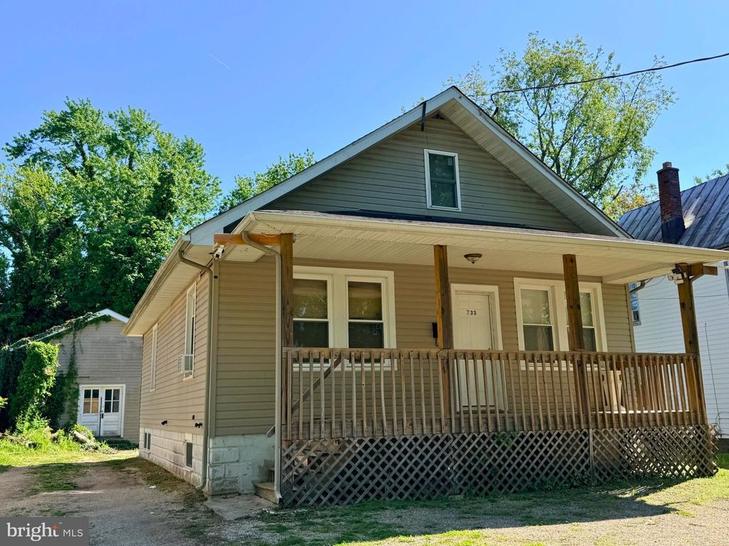 733 E QUINCE ST, Vineland, NJ 08360