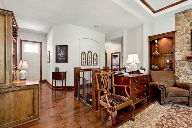 732 N Deerfield Cir, Andover, KS 67002