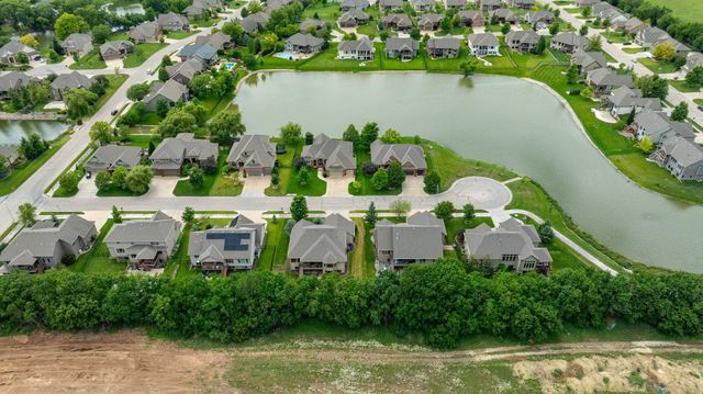 732 N Deerfield Cir, Andover, KS 67002