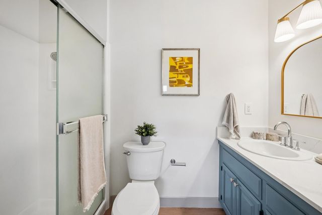 400 Harbor Light Rd, Alameda, CA 94501