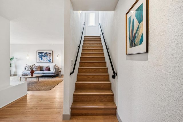 400 Harbor Light Rd, Alameda, CA 94501