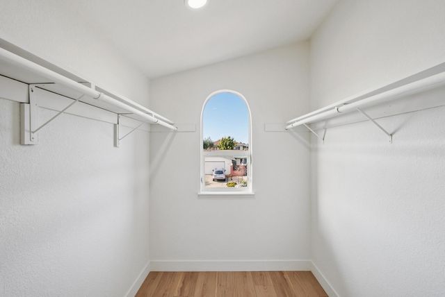 400 Harbor Light Rd, Alameda, CA 94501