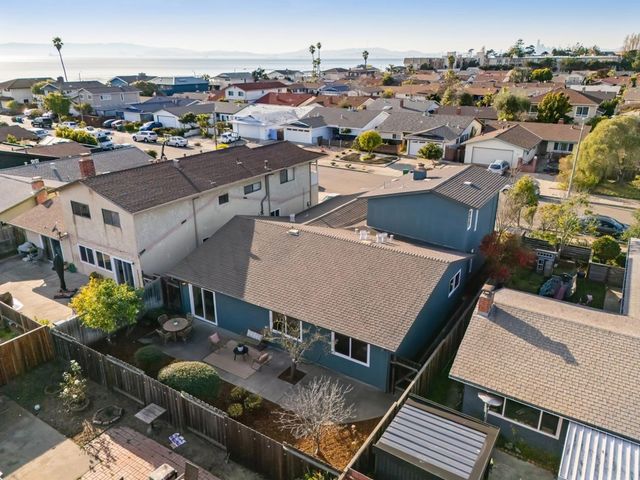 400 Harbor Light Rd, Alameda, CA 94501