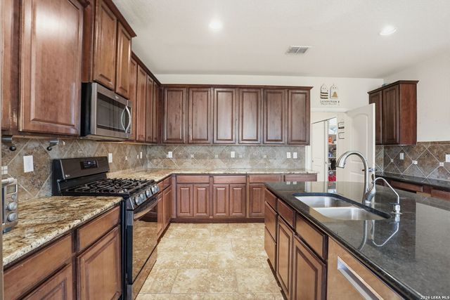 27943 Sonoma Ambre, Boerne, TX 78015