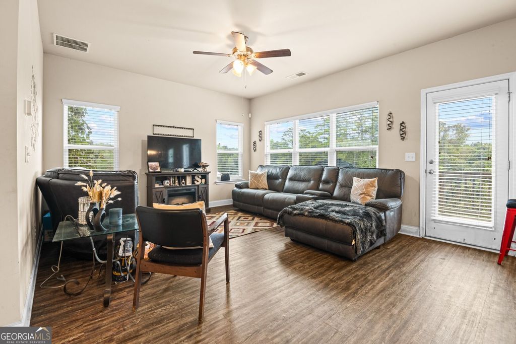210 Jennah Walk, Union City, GA 30291 — photo 3