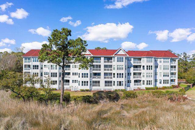 4560 Greenbriar Dr Unit 302, Little River, SC 29566