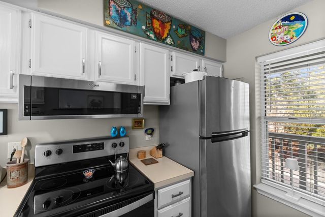 4560 Greenbriar Dr Unit 302, Little River, SC 29566