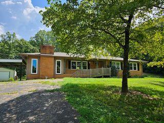 3347 E Hwy 52, Ellijay, GA 30536