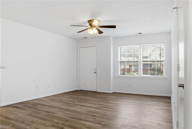 3825 Rivanna River RCH -3825E, Portsmouth, VA 23703