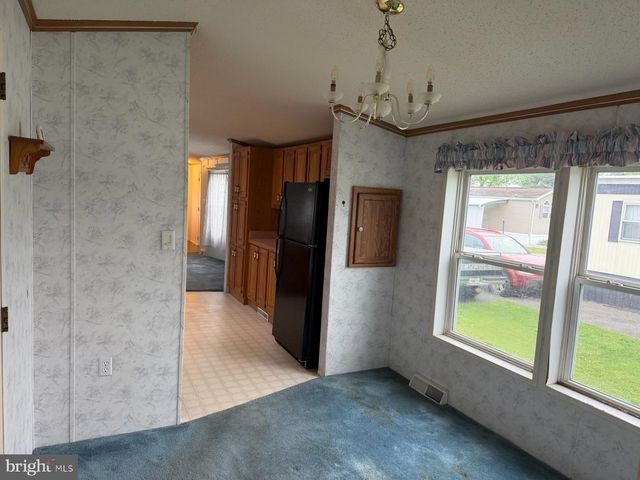 126 RIDGEWOOD MNR, Manheim, PA 17545