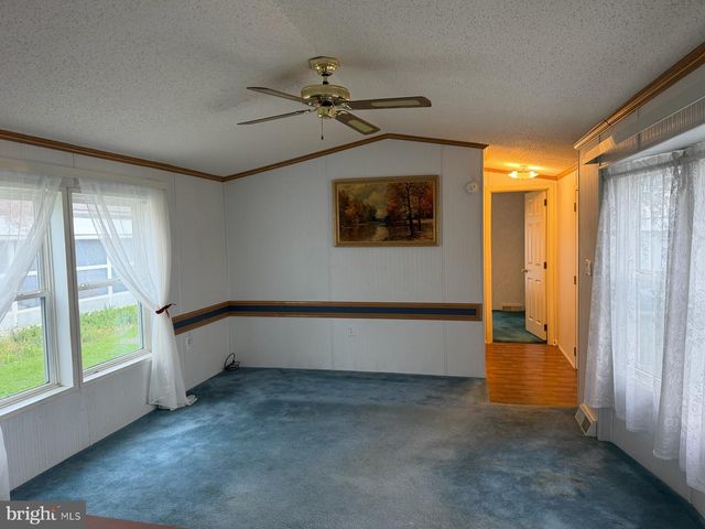 126 RIDGEWOOD MNR, Manheim, PA 17545