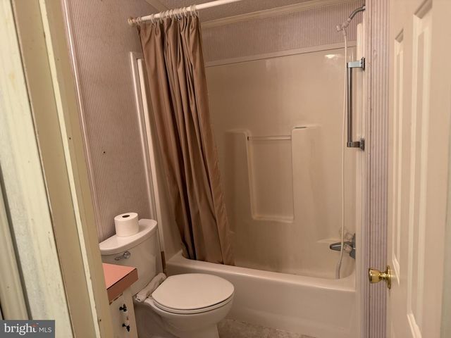 126 RIDGEWOOD MNR, Manheim, PA 17545
