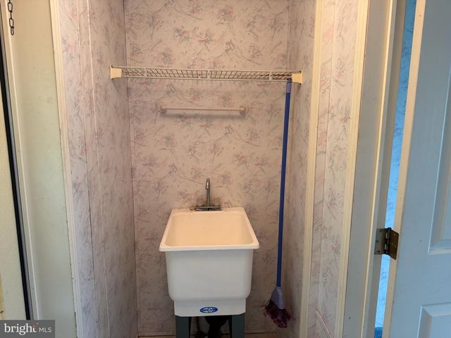 126 RIDGEWOOD MNR, Manheim, PA 17545