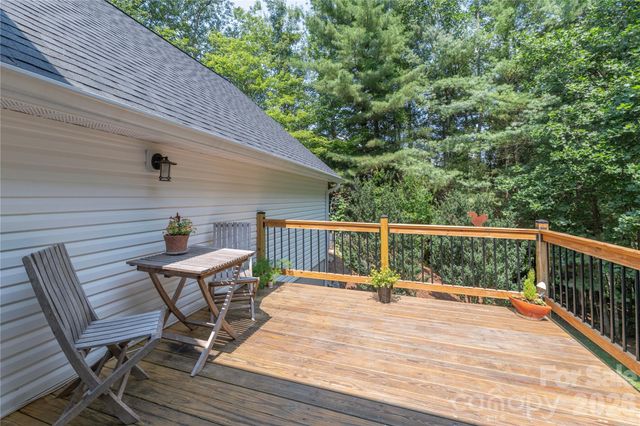 26 Moriah Lane, Asheville, NC 28803