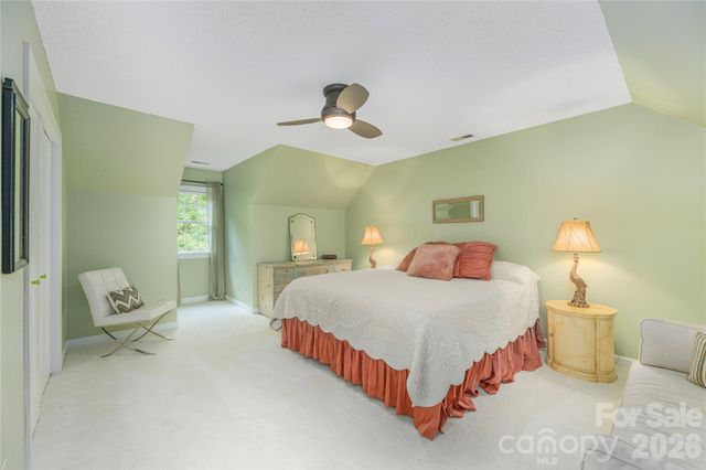 26 Moriah Lane, Asheville, NC 28803