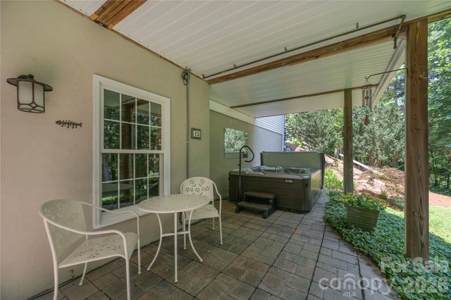 26 Moriah Lane, Asheville, NC 28803