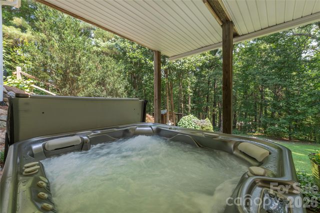 26 Moriah Lane, Asheville, NC 28803